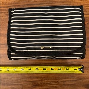 Stella & Dot Hang On Organizer